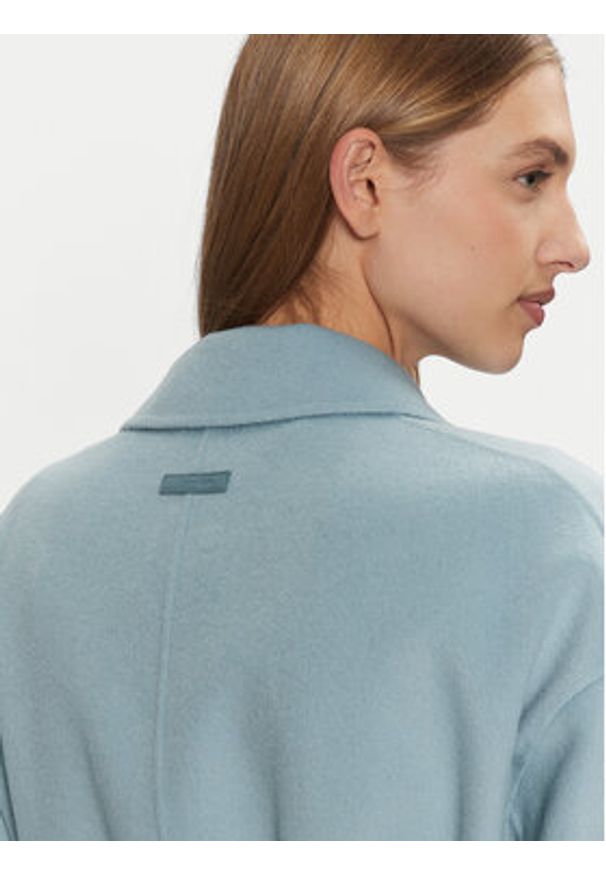 Calvin Klein Płaszcz wełniany K20K207813 Błękitny Regular Fit. Kolor: niebieski. Materiał: syntetyk