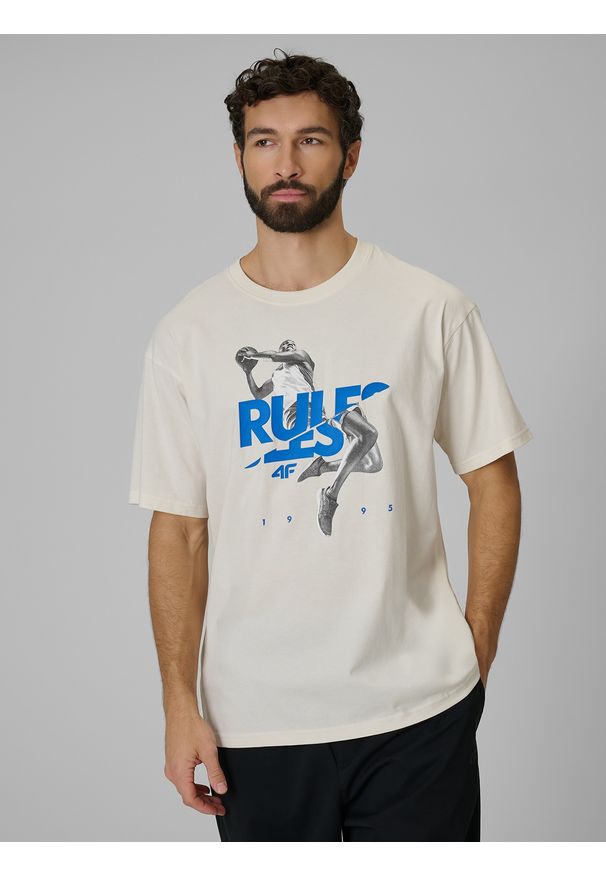 4f - 4F T-shirt loose z nadrukiem męski - beżowy S. Okazja: na co dzień. Kolor: beżowy. Materiał: dzianina, materiał, bawełna. Wzór: nadruk. Styl: casual
