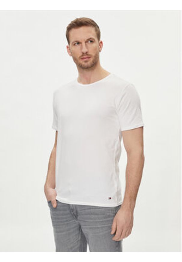 TOMMY HILFIGER - Tommy Hilfiger Komplet 3 t-shirtów UM0UM03138 Biały Regular Fit. Kolor: biały. Materiał: bawełna