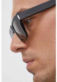 SAINT LAURENT - Saint Laurent okulary przeciwsłoneczne męskie kolor czarny. Kształt: prostokątne. Kolor: czarny. Wzór: geometria #5