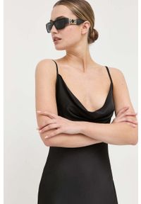 Guess sukienka kolor czarny maxi prosta. Okazja: na co dzień. Kolor: czarny. Długość rękawa: na ramiączkach. Typ sukienki: proste. Styl: casual. Długość: maxi #5