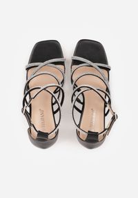 Born2be - Czarne Sandały na Szpilce z Cyrkoniami i Kwadratowym Noskiem Vikirona. Zapięcie: sprzączka. Kolor: czarny. Wzór: aplikacja. Obcas: na szpilce. Styl: wizytowy #3