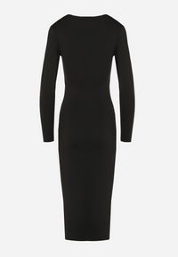 Born2be - Czarna Sukienka Taliowana z Kopertowymi Dekoltem i Metaliczną Aplikacją Ninolira. Kolor: czarny. Długość rękawa: długi rękaw. Wzór: aplikacja. Typ sukienki: kopertowe #2