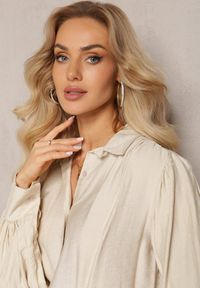 Renee - Jasnobeżowa Koszula z Kołnierzykiem i Plisowanymi Rękawami Devla. Kolor: beżowy. Materiał: skóra