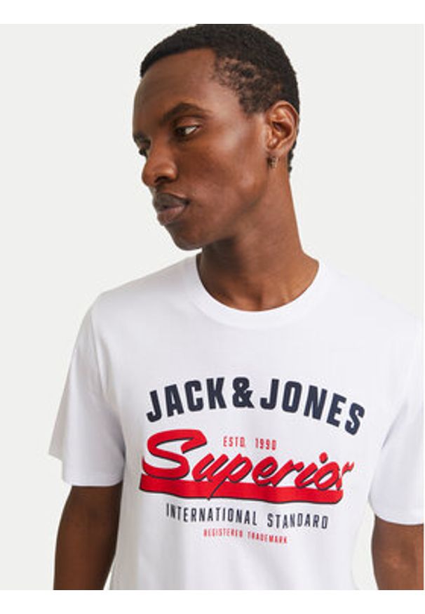 Jack & Jones - Jack&Jones T-Shirt Logo 12268267 Biały Standard Fit. Kolor: biały. Materiał: bawełna