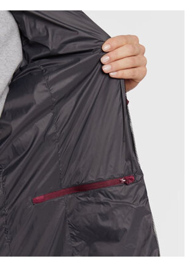 CMP Płaszcz zimowy 32K3036 Bordowy Regular Fit. Kolor: czerwony. Materiał: syntetyk. Sezon: zima