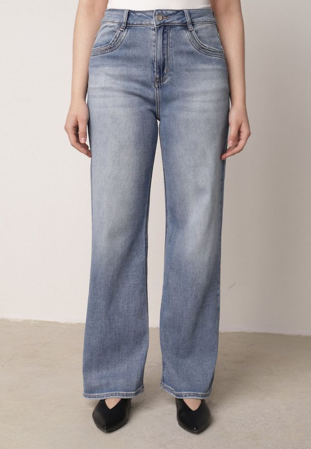 Born2be - Niebieskie Jeansy z Wysokim Stanem i Szerokimi Nogawkami z Bawełną i Wiskozą Corraesea. Stan: podwyższony. Kolor: niebieski. Długość: długie. Wzór: gładki. Styl: klasyczny