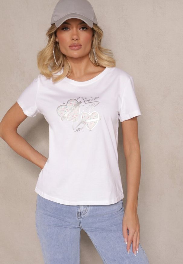 Renee - Biały Bawełniany T-shirt z Nadrukiem Serc Nonadriel. Okazja: na co dzień. Kolor: biały. Materiał: bawełna. Wzór: nadruk. Styl: klasyczny, casual