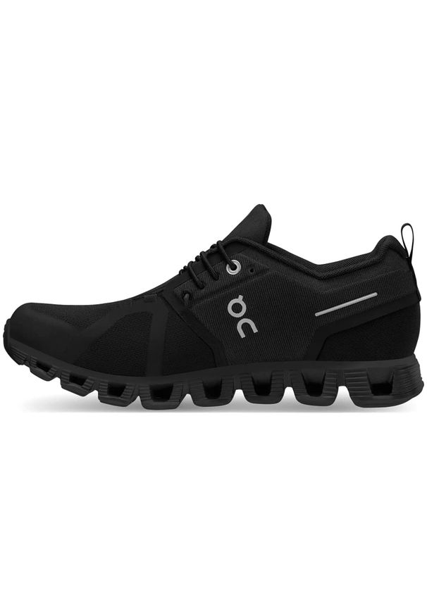 Buty do chodzenia damskie On On On Cloud 5 Waterproof. Zapięcie: sznurówki. Kolor: czarny. Materiał: syntetyk, materiał. Szerokość cholewki: normalna. Sport: turystyka piesza