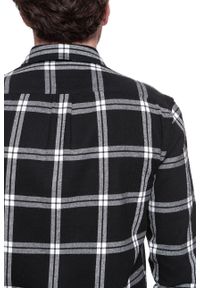 Wrangler - MĘSKA KOSZULA WRANGLER LS 1PKT SHIRT BLACK W5A1T2100. Kolor: czarny #3