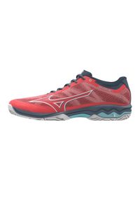 Buty do tenisa damskie Mizuno Wave Exceed Light CC Fierry Coral 2. Kolor: czerwony. Model: Mizuno Wave. Sport: tenis