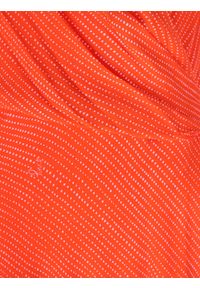 Pinko Sukienka "Magio" | 1G163P 8445 | Magio Abito | Kobieta | Biały, Czerwony, Koralowy. Okazja: na co dzień. Typ kołnierza: dekolt w kształcie V. Kolor: biały, wielokolorowy, pomarańczowy, czerwony. Materiał: wiskoza. Wzór: grochy, napisy. Typ sukienki: proste, asymetryczne. Styl: casual. Długość: maxi #2