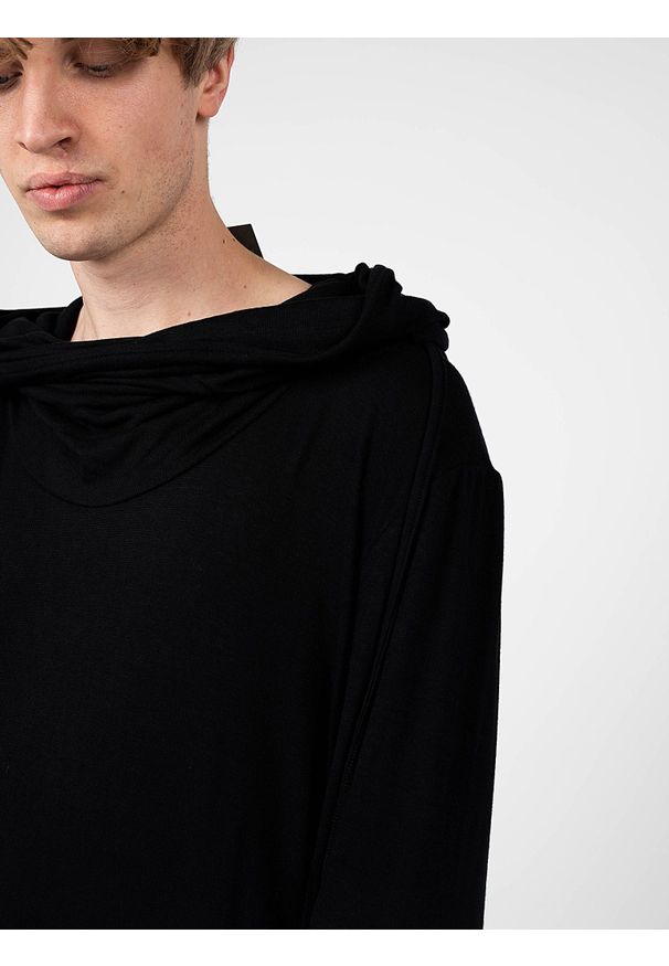 La Haine Inside Us Sweter "Banner-Unisex" | A2233 4J | BANNER | Kobieta | Czarny. Typ kołnierza: kaptur. Kolor: czarny. Materiał: wiskoza, elastan. Długość: długie