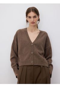 Reserved - Rozpinany kardigan - brązowy. Kolor: brązowy. Materiał: dzianina, wełna #1