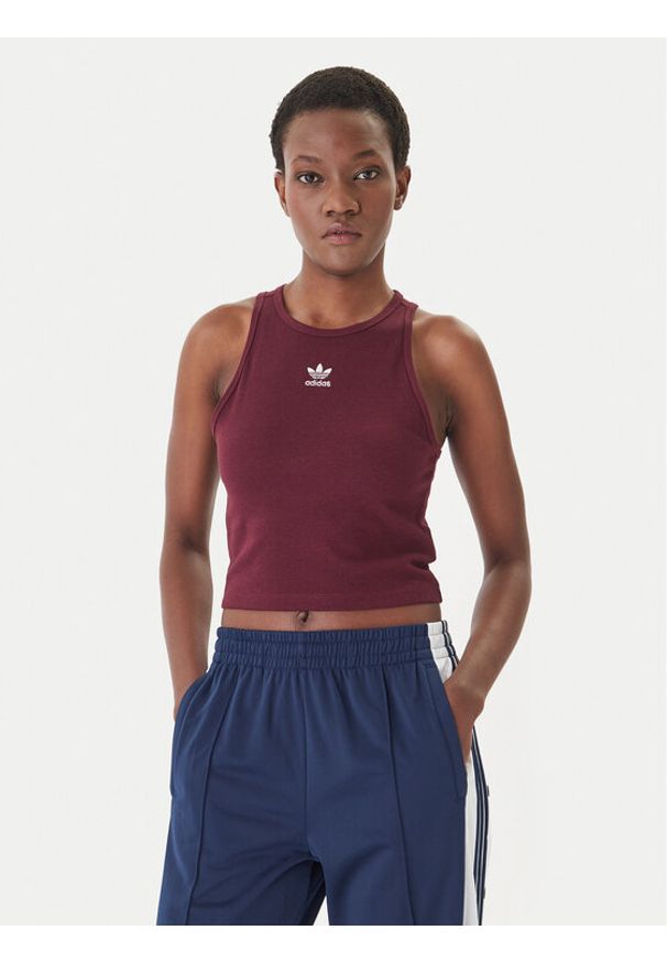 Adidas - adidas Top Essentials KD3824 Bordowy Slim Fit. Kolor: czerwony. Materiał: bawełna