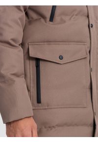 Ombre Clothing - Kurtka męska parka zimowa - jasnobrązowa V6 OM-JALJ-0132 - M. Kolor: brązowy. Materiał: poliester, futro. Długość: długie. Wzór: aplikacja. Sezon: zima #9