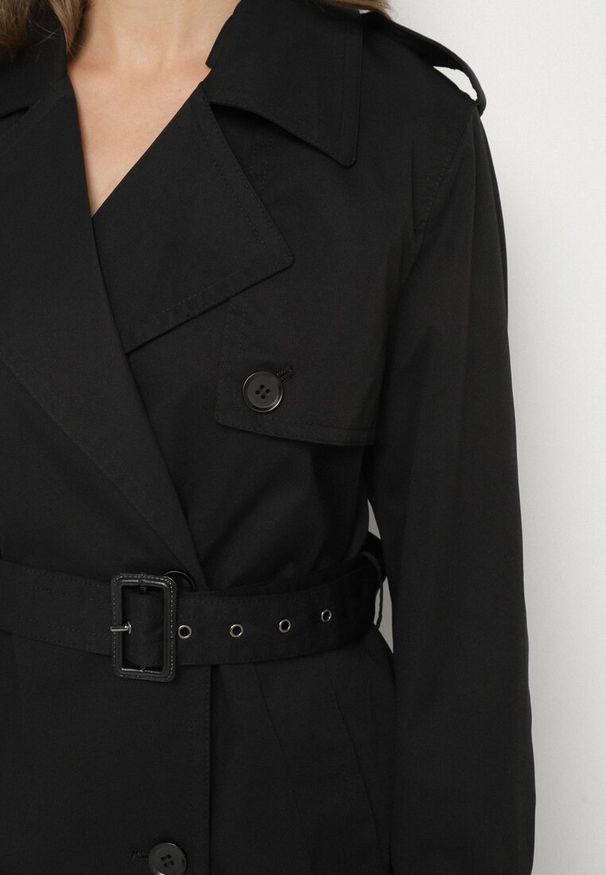 Born2be - Czarny Płaszcz Trencz z Paskiem w Talii i na Rękawach Irimarine. Okazja: na co dzień. Kolor: czarny. Materiał: jeans. Długość rękawa: długi rękaw. Długość: długie. Styl: casual, klasyczny, wizytowy