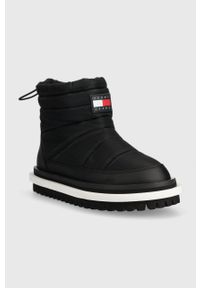 Tommy Jeans śniegowce TJW PADDED FLAT BOOT kolor czarny EN0EN02292. Nosek buta: okrągły. Kolor: czarny. Materiał: guma, poliester. Szerokość cholewki: normalna #3