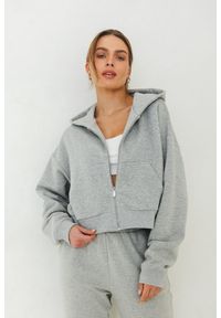 BLUZA AGA SZARY MELANŻ L - Flawless. Okazja: na co dzień. Kolor: szary. Materiał: materiał, bawełna, poliester. Długość: krótkie. Wzór: melanż. Styl: casual #1