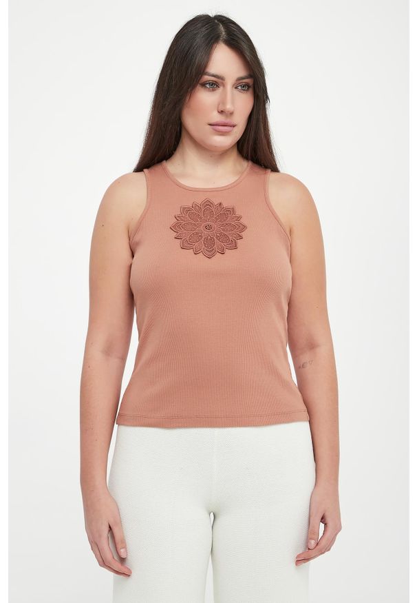 Twinset Milano - Top damski prążkowany z haftem TWINSET. Materiał: prążkowany. Wzór: haft