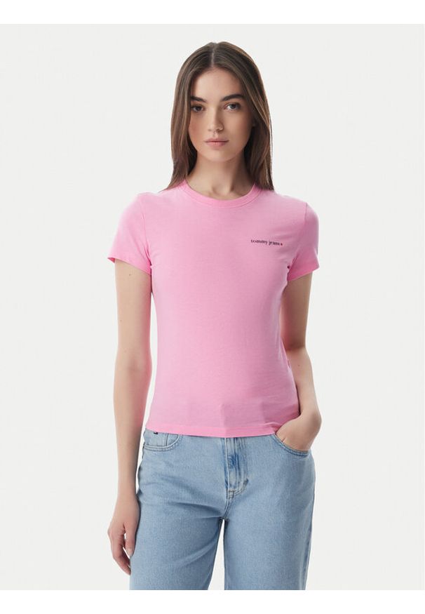 Tommy Jeans T-Shirt Ess Logo DW0DW23479 Różowy jasny Slim Fit. Kolor: różowy