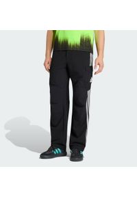 Adidas - Spodnie Mercedes - Amg Petronas Formula 1 Team Mechanics. Kolor: szary, wielokolorowy, czarny. Sport: fitness #1