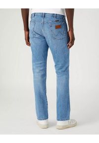 Wrangler - WRANGLER GREENSBORO MĘSKIE SPODNIE JEANSOWE JEANSY BLUE BILL W15QEH40O