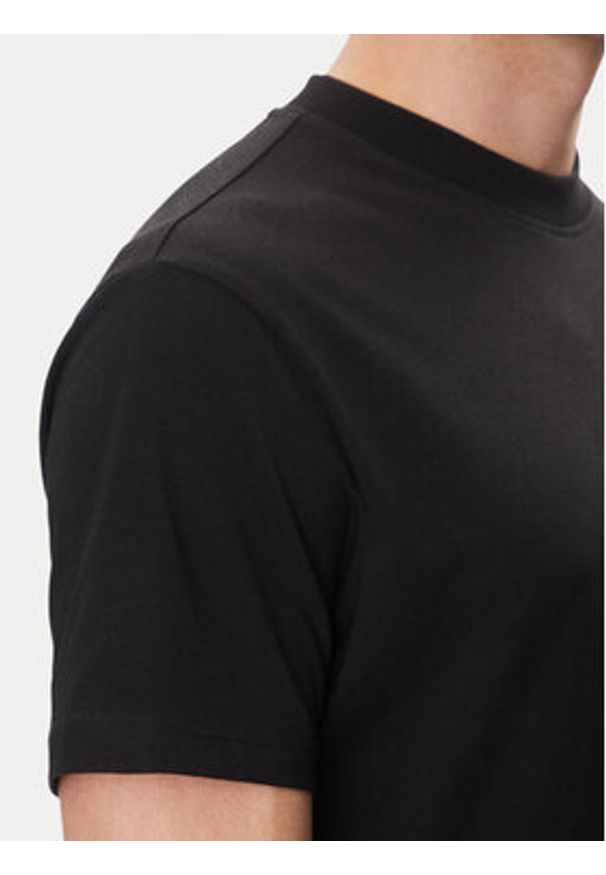 Karl Lagerfeld Jeans T-Shirt A2M17040 Czarny Regular Fit. Kolor: czarny. Materiał: syntetyk