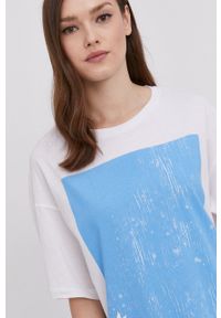 Answear Lab T-shirt damski. Kolor: niebieski. Wzór: nadruk. Styl: wakacyjny #5