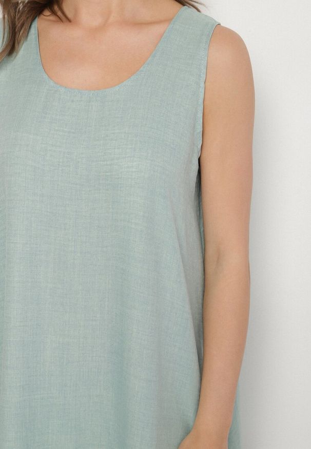 Born2be - Jasnozielona Rozkloszowana Klasyczna Sukienka Lunetira. Okazja: na spacer, na co dzień. Kolor: zielony. Materiał: jeans. Typ sukienki: proste. Styl: klasyczny