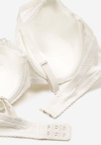 Renee - Jasnobeżowy Biustonosz z Usztywnianymi Miseczkami Ozdobione Koronką Pillnes. Kolor: beżowy. Materiał: koronka. Wzór: aplikacja, koronka #3