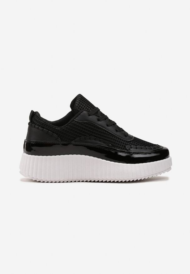 Born2be - Czarne Sneakersy z Patchworkową Cholewką i Tłoczoną Platformą Geridia. Kolor: czarny. Szerokość cholewki: normalna. Obcas: na platformie