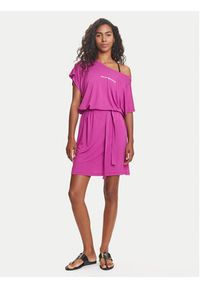 Emporio Armani Sukienka codzienna EW000783 AF12192 UA227 Różowy Regular Fit. Okazja: na co dzień. Kolor: różowy. Materiał: wiskoza. Typ sukienki: proste. Styl: casual #3