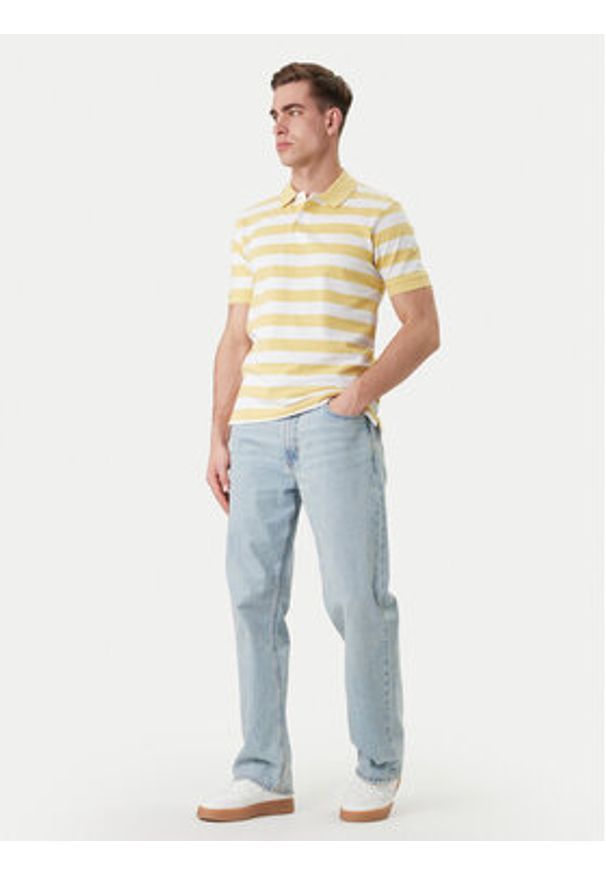 Guess Jeans Polo M6GP00 KCOT1 Żółty Regular Fit. Typ kołnierza: polo. Kolor: żółty. Materiał: bawełna