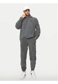 Nike Spodnie dresowe FB8384 Szary Standard Fit. Kolor: szary. Materiał: syntetyk #5