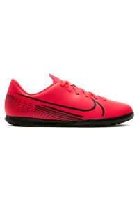 Buty halowe dla dzieci Nike Mercurial Vapor 13 Club IN AT8169. Zapięcie: sznurówki. Materiał: skóra, syntetyk. Szerokość cholewki: normalna #1