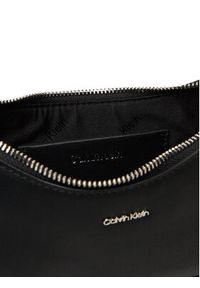 Calvin Klein Torebka Ck Must Small Shoulder Bag LV04F3096G Czarny. Kolor: czarny. Materiał: skórzane