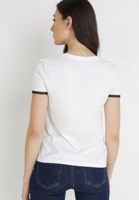Born2be - Biały T-shirt Kephina. Kolor: biały. Materiał: bawełna, dzianina, jersey, koronka. Długość rękawa: krótki rękaw. Długość: krótkie. Wzór: koronka. Styl: elegancki, klasyczny #4