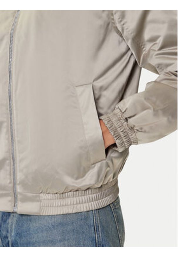 Calvin Klein Jeans Kurtka bomber Harrington LV04RC516G Beżowy Regular Fit. Kolor: beżowy. Materiał: syntetyk