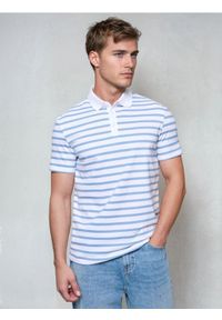 Sinsay - Bawełniana koszulka polo w paski - niebieski. Typ kołnierza: polo. Kolor: niebieski. Materiał: bawełna. Wzór: paski #1