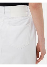 Karl Lagerfeld - KARL LAGERFELD Spódnica jeansowa A2W12020 Biały Regular Fit. Kolor: biały. Materiał: bawełna