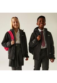 Regatta - Kurtka dziecięca przejściowa przeciwdeszczowa Hurdle. Kolor: czarny. Materiał: puch, materiał. Styl: sportowy #1