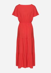 Born2be - Czerwona Sukienka z Wiskozy o Rozkloszowanym Kroju Folky. Okazja: na co dzień. Typ kołnierza: dekolt w kształcie V. Kolor: czerwony. Materiał: wiskoza. Styl: elegancki, casual #5