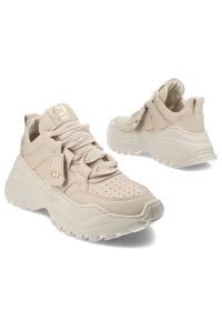 CheBello - Beżowe Sneakersy Chebello Modne Obuwie Damskie. Kolor: beżowy. Materiał: jeans, skóra. Styl: sportowy, klasyczny #6