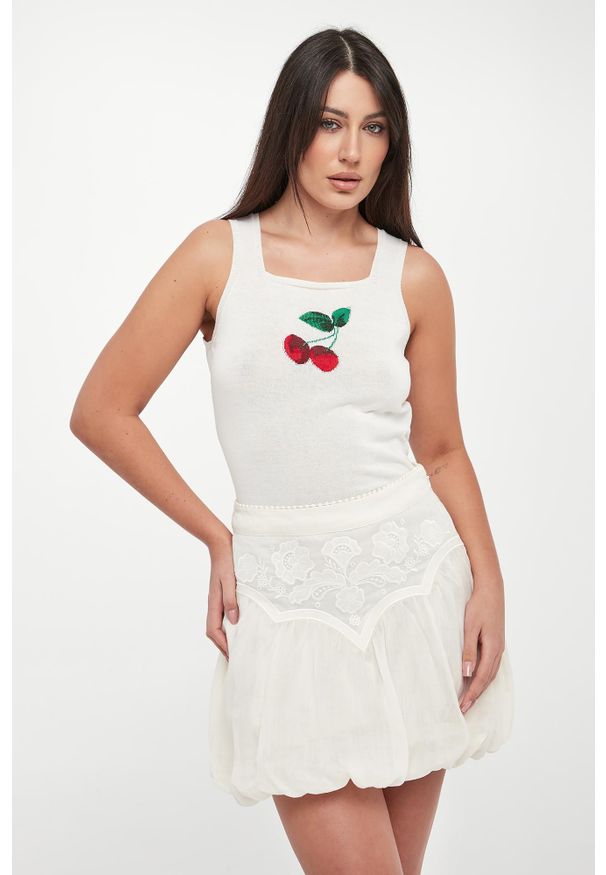 Twinset Milano - Top damski z nadrukiem czereśni TWINSET. Wzór: nadruk