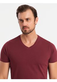 Ombre Clothing - Zestaw męskich koszulek bawełnianych V-neck BASIC – biały/granatowy/bordowy V13 OM-TSBS-0233 - XXL. Typ kołnierza: dekolt w serek. Kolor: czerwony. Materiał: bawełna #3