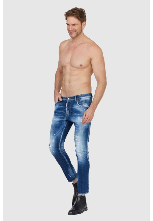 DSQUARED2 Niebieskie jeansy męskie Skater jean, Rozmiar 52. Kolor: niebieski. Wzór: aplikacja