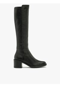 Ryłko - Czarne kozaki damskie z wąską cholewką. Nosek buta: okrągły. Zapięcie: zamek. Kolor: czarny. Materiał: skóra. Szerokość cholewki: wąska. Obcas: na obcasie. Styl: street. Wysokość obcasa: średni #1