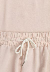 Renee - Jasnobeżowy Komplet Bluzka i Luźne Spodnie z Wiskozą i Kieszonkami Efraria. Kolor: beżowy. Materiał: wiskoza. Wzór: aplikacja #2