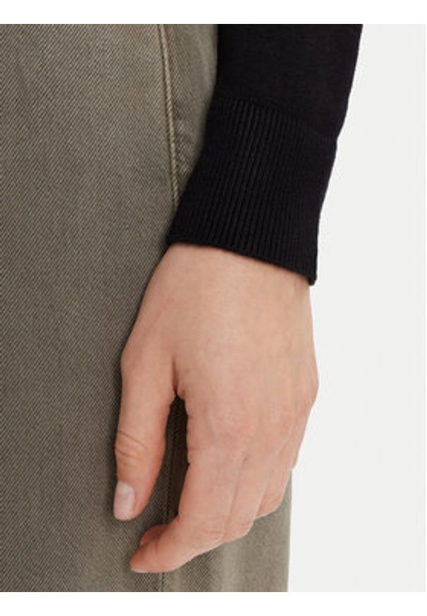 Guess Sweter W5BR40 Z2NQ2 Czarny Regular Fit. Kolor: czarny. Materiał: wiskoza